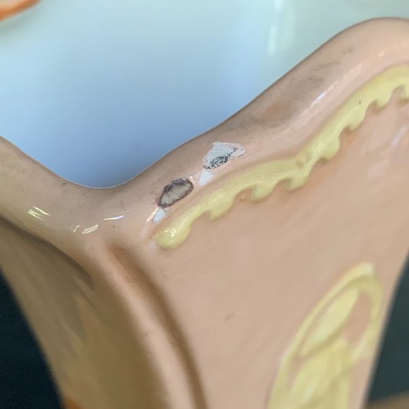 VTG Vase Cameo -like Handles Woman Ceramic Soft Pink - Picture 12 of 12